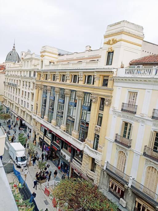 Apartamento En El Centro De Madrid!! Экстерьер фото
